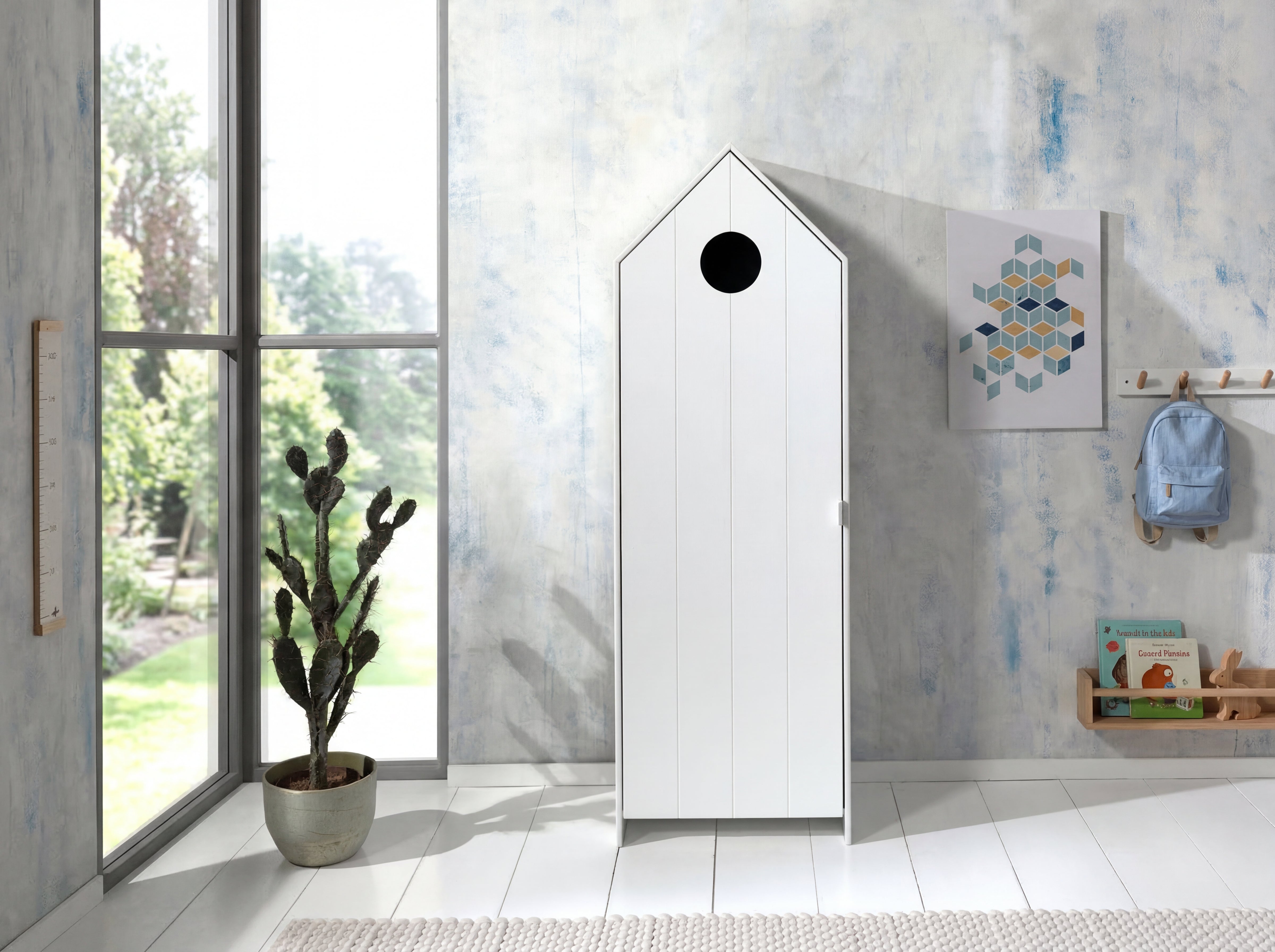 ארון קאסמי לבן