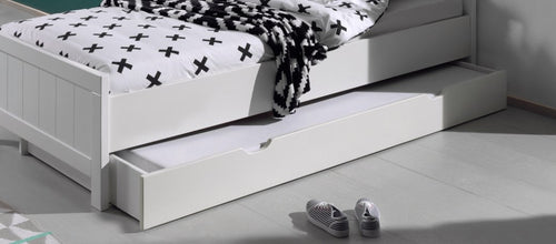 מיטה מונטסורית,מיטה מונטסורית לילדים,מיטות מעוצבות לילדים,מיטת קומותיים,ריהוט מונטסורי לילדים,

מיטת נסיכות,מיטת חבר,מיטת ילדים עם מיטת חבר,מיטת ילדים מעץ מלא