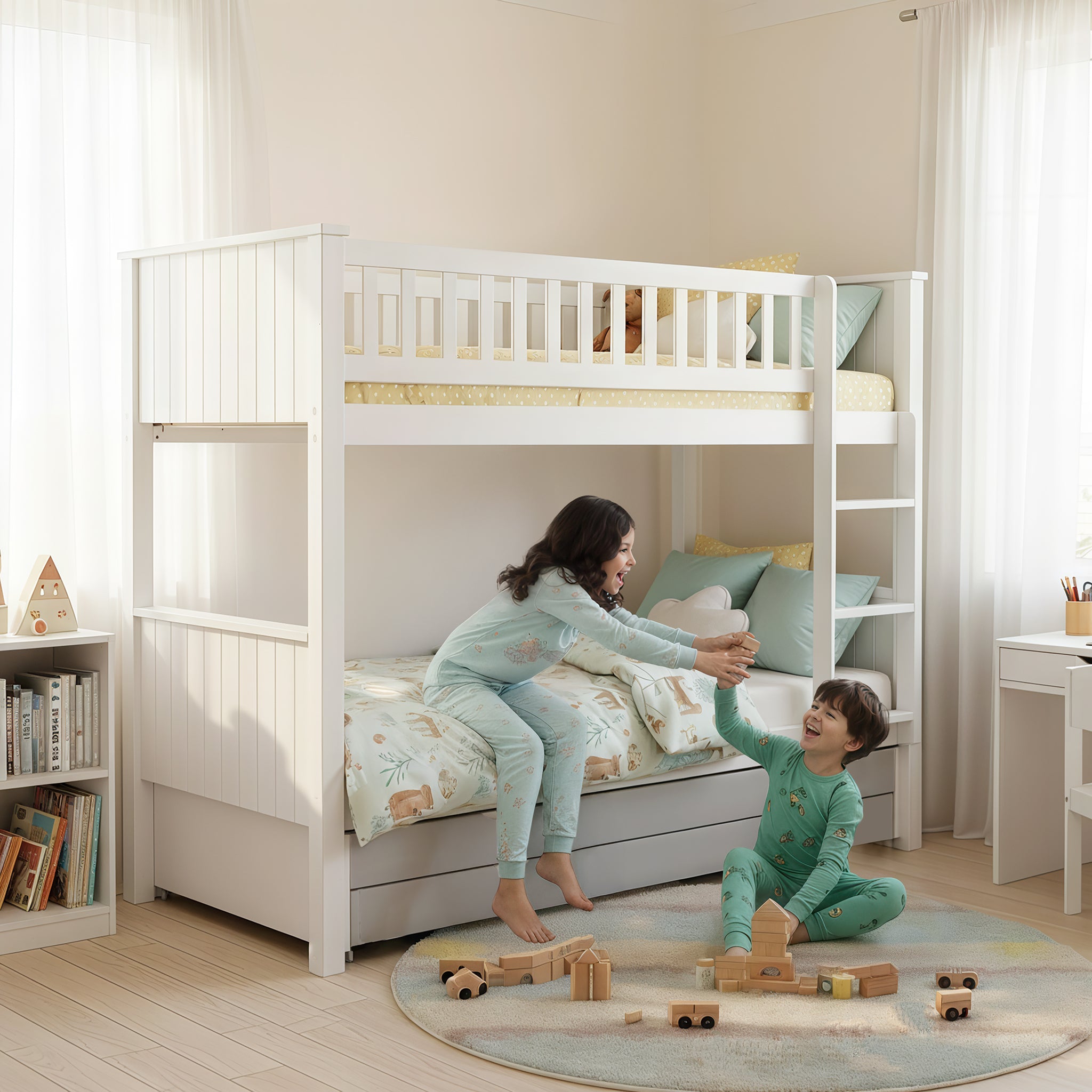 מיטת קומותיים טריו פלוס