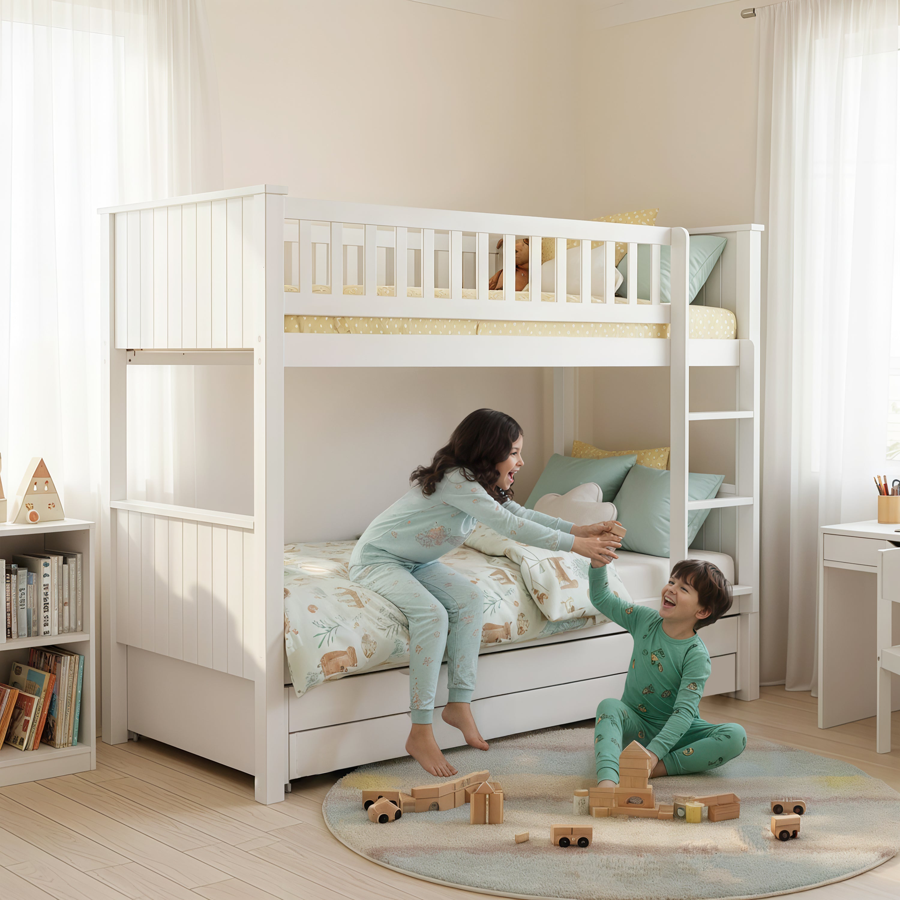 מיטת קומותיים טריו פלוס